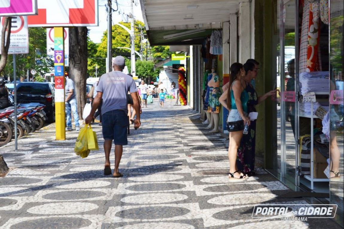 COE nega fechamento do comércio em Umuarama e reforça pedido de cuidados preventivos